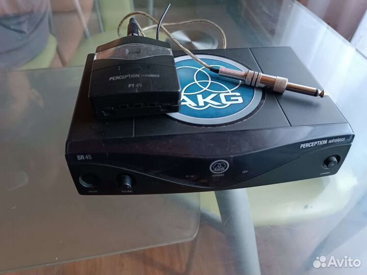 Радиосистема akg SR 45