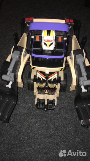 Робот трансформер на радиоуправлении