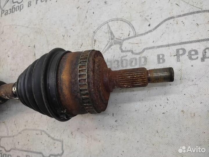 Привод передний правый W638 V-class Vito 611.980