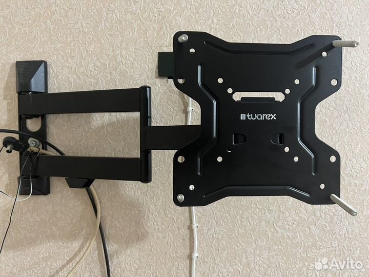 Кронштейн для телевизора на стену