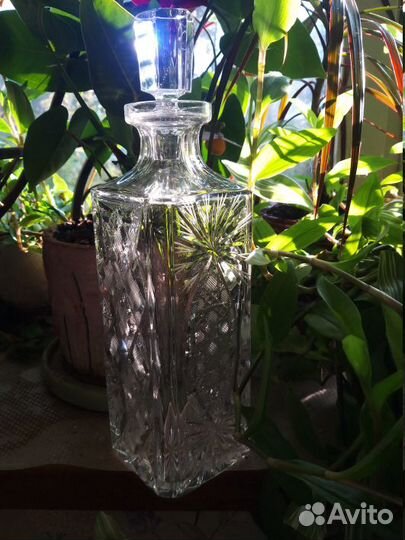 Штоф хрустальный