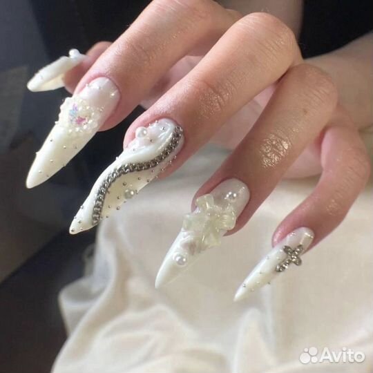 Маникюр крейзи сегодня педикюр ногти y2k фигурки