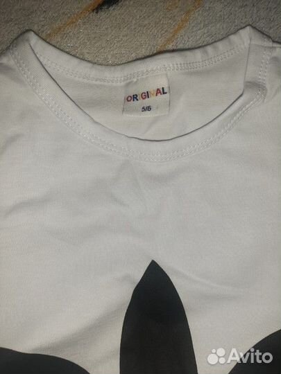 Спортивный костюм adidas