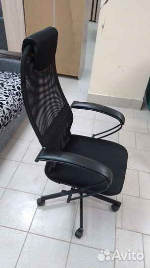 Компьютерное кресло