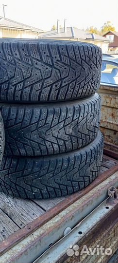 Hankook Winter I'Pike RS2 W429 205/65 R16 95T