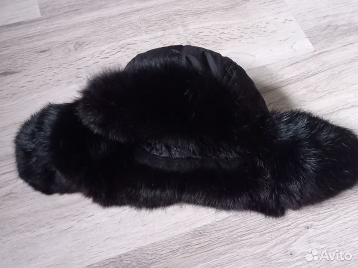 Шапка ушанка с натуральным мехом размер 56
