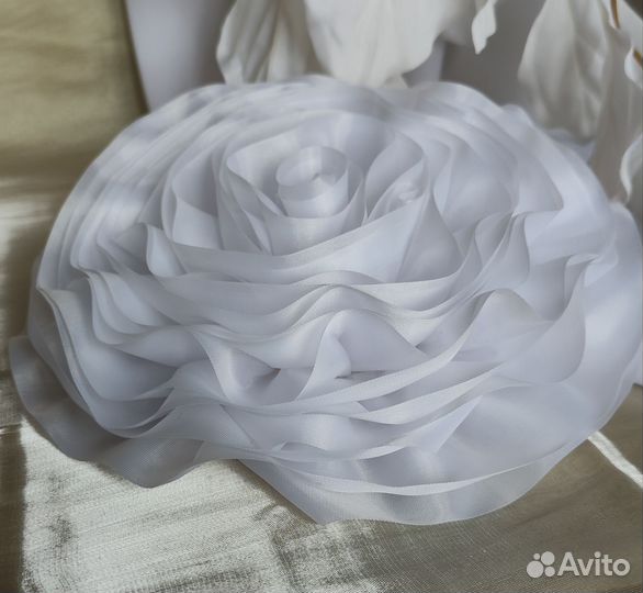 Брошь Роза ручная работа