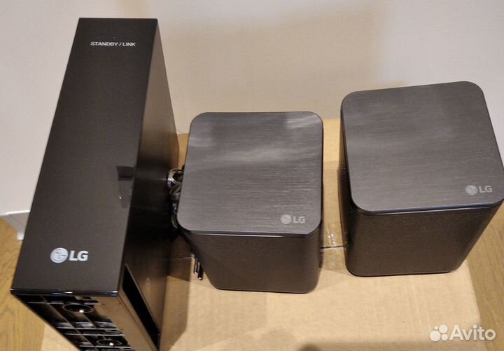 LG SPK8-S портативная акустика Беспроводные кол-ки