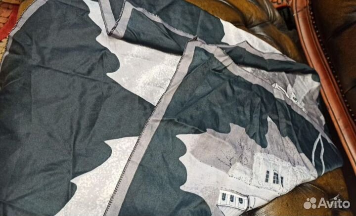 Дизайнерский 62см шейный платок из Канады