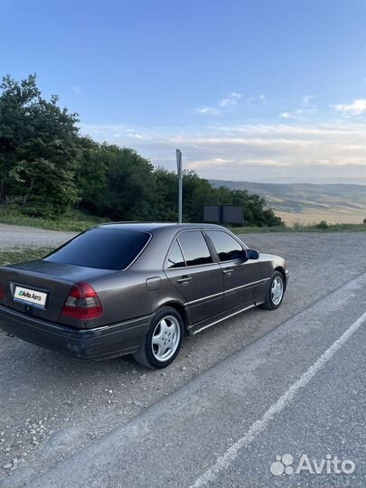 Mercedes-Benz C-класс 2.2 МТ, 1995, 518 227 км