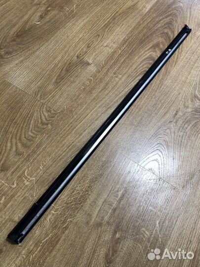 Накладка стекла переднего левого Mercedes W220