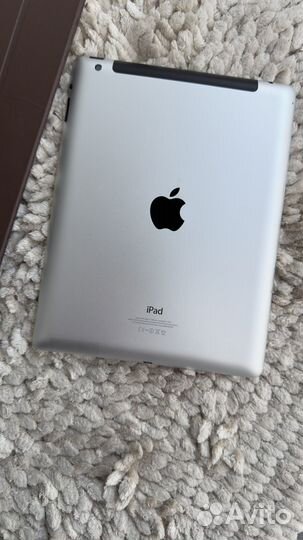 iPad (4-го поколения)