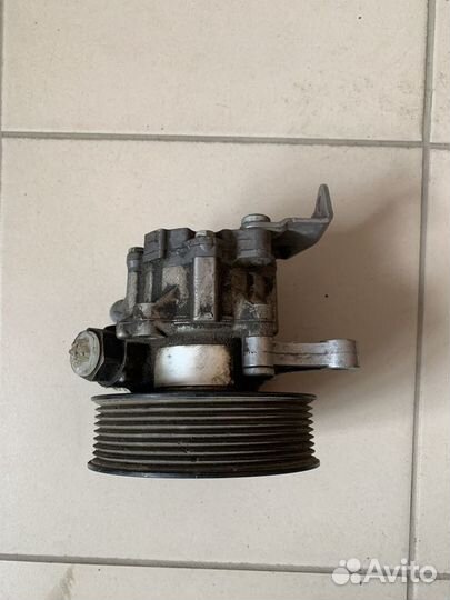 Насос гидроусилителя Mercedes-Benz GL-Class (X164)