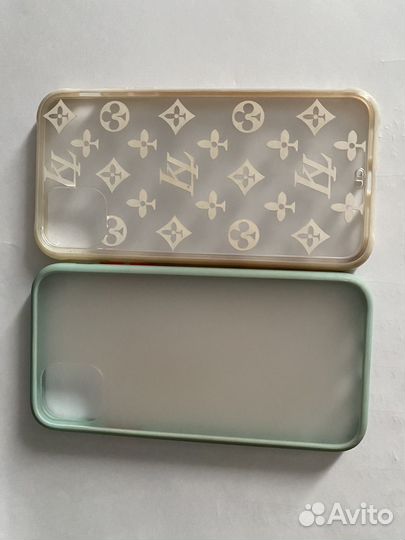 Чехлы на iPhone 11