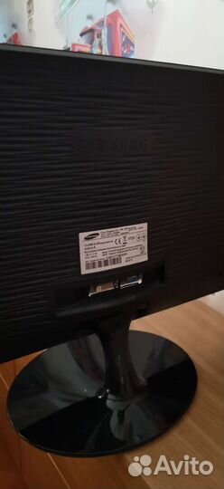 Монитор ЖК samsung SyncMaster S22B300