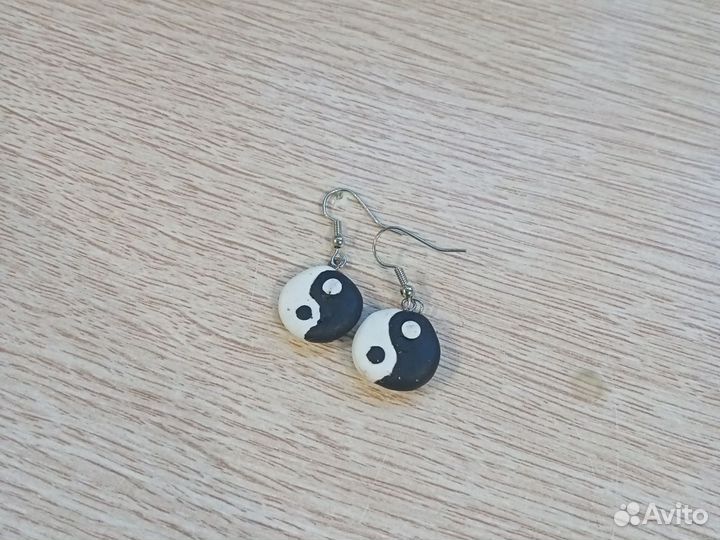Серьги