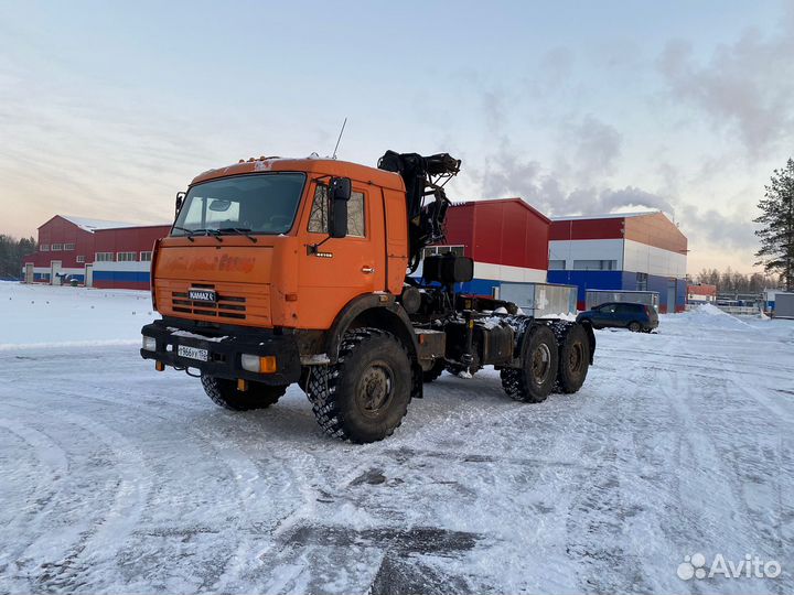 Полноприводный манипулятор вездеход