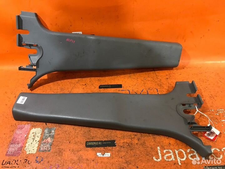 Обшивка салона нижняя Toyota Funcargo NCP21