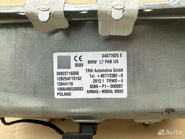 Подушка безопасности bmw f30