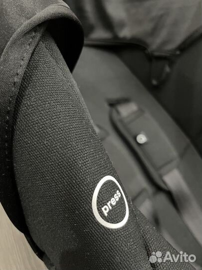 Детское автокресло (автолюлька)