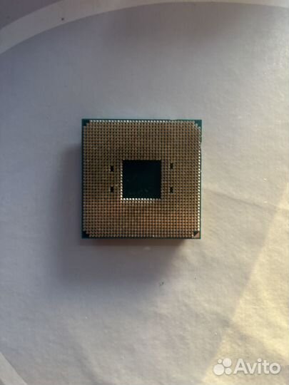 Процессор Ryzen 7 2700