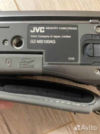 Видеокамера JVC Everio GZ-MS100ag