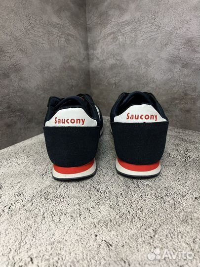 Кроссовки saucony