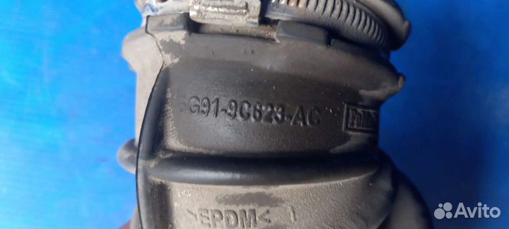 Патрубок дроссельной заслонки Ford Mondeo 4