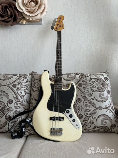 Бас гитара Fender Jazz bass (Japan)