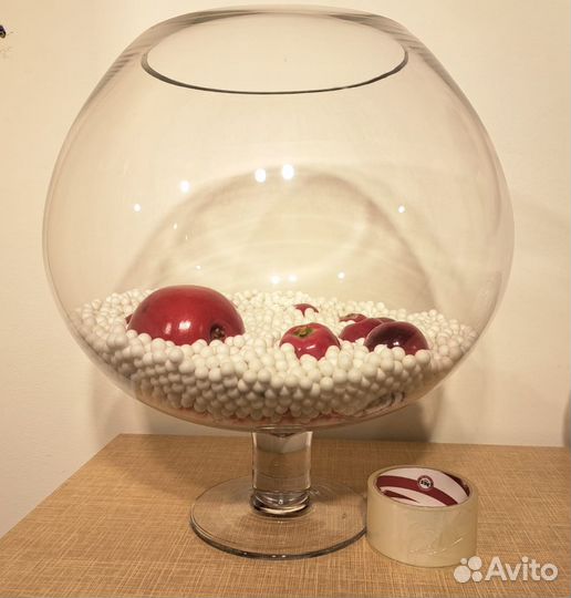 Аквариум, ваза, бокал