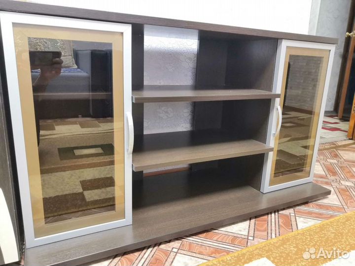 Тумба под телевизор