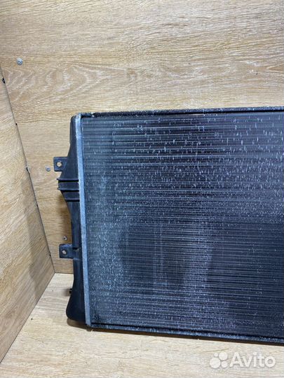 Радиатор основной Skoda Octavia A5 TSI 128163