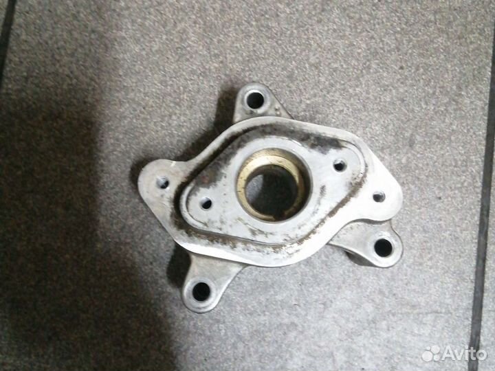 Кронштейн бензинового тнвд Hyundai-Kia