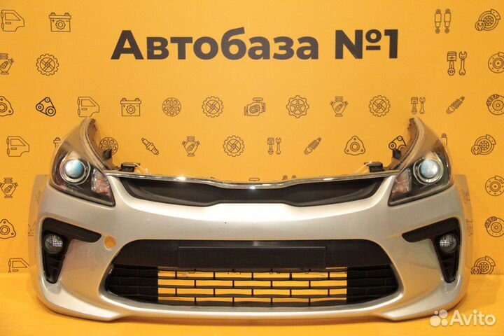 Передний бампер в цвет Kia Rio 4 2017 - 2020