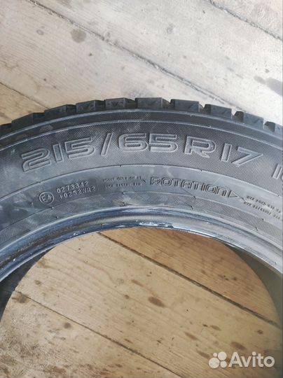 Nokian Tyres Hakkapeliitta 8 SUV 215/65 R17