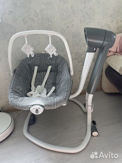 Укачивающий центр (электронные качели)