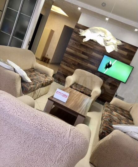 2-к. квартира, 70 м², 4/4 эт.