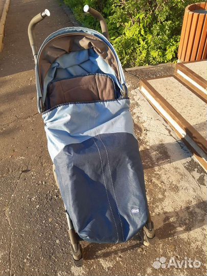 Прогулочная коляска, трость,мало бу