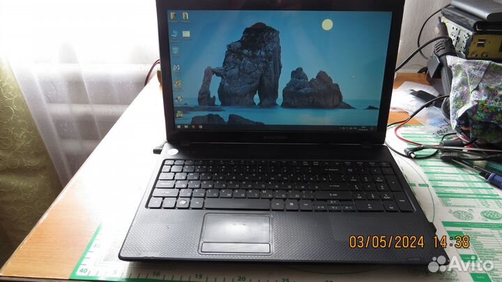 Ноутбук для работы и учебы Emachines E642g