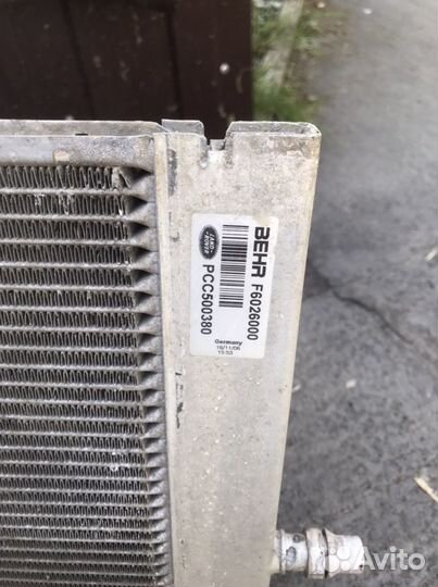 Радиатор охлаждения двигателя Land Rover Range R