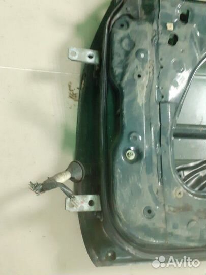 Дверь передняя правая Toyota Crown GS141 1GFE 1994