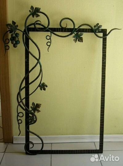 Кованое зеркало № 6