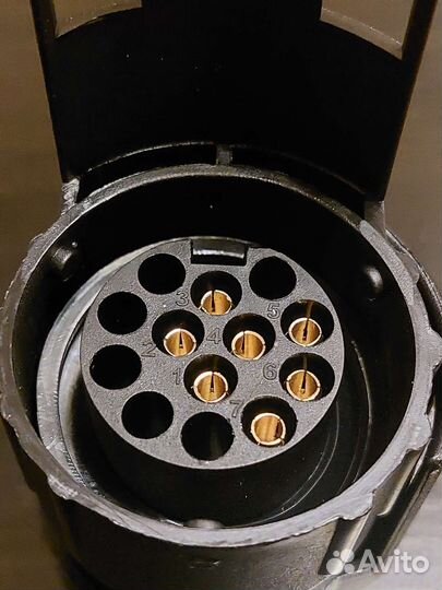 Thule, разъем С 7 на 13 контактов (thule 990600)