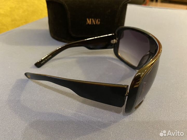 Солнцезащитные очки унисекс