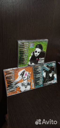 Продам CD группы Green Day uno dos tre