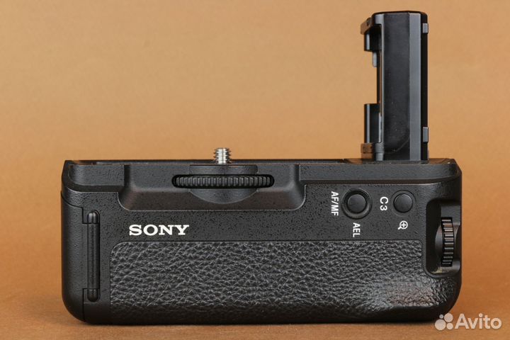 Блок Sony VG-C2EM, Вспышка Sony HVL-F32M