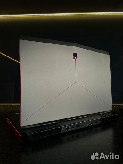 Игровой ноутбук Dell alienware i7-6700/gtx1060/8g