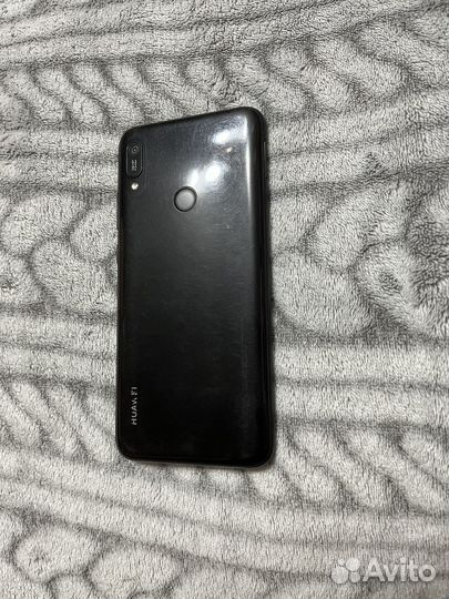 HUAWEI Y6 (2019), 2/32 ГБ