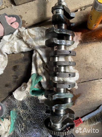 Коленвал м54б25