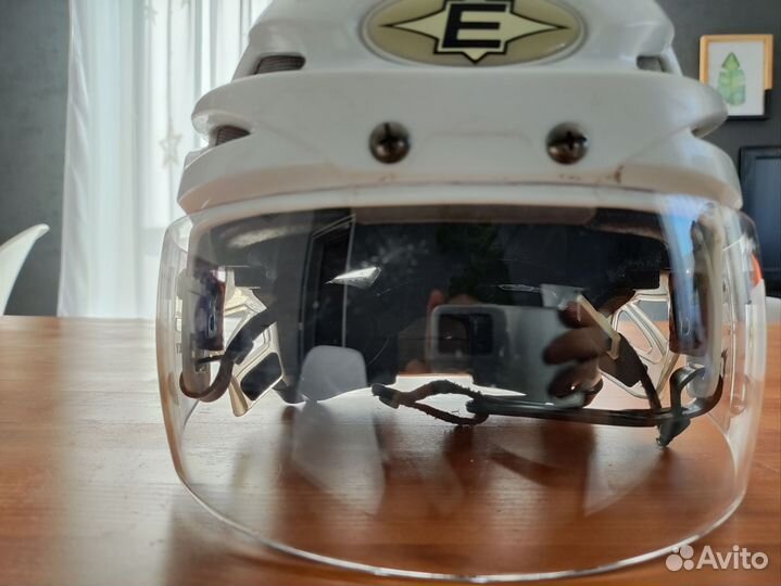 Хоккейный шлем easton размер L